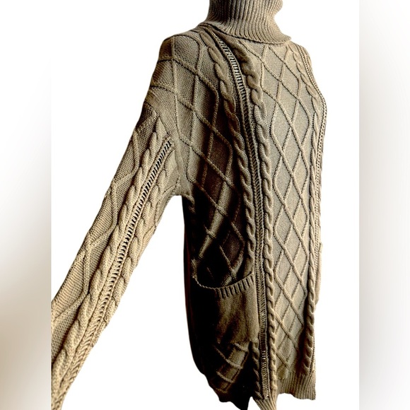 Brand: Zaful, size S, sweater dress, beige, with pockets - Picture 3 of 13